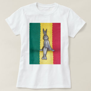 Bunny in Rasta Colors: Eine Touch Groovy Art Print T-Shirt