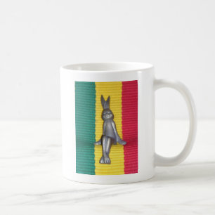 Bunny - Kaninchen in Rasta Colors: Eine Touch Groo Kaffeetasse