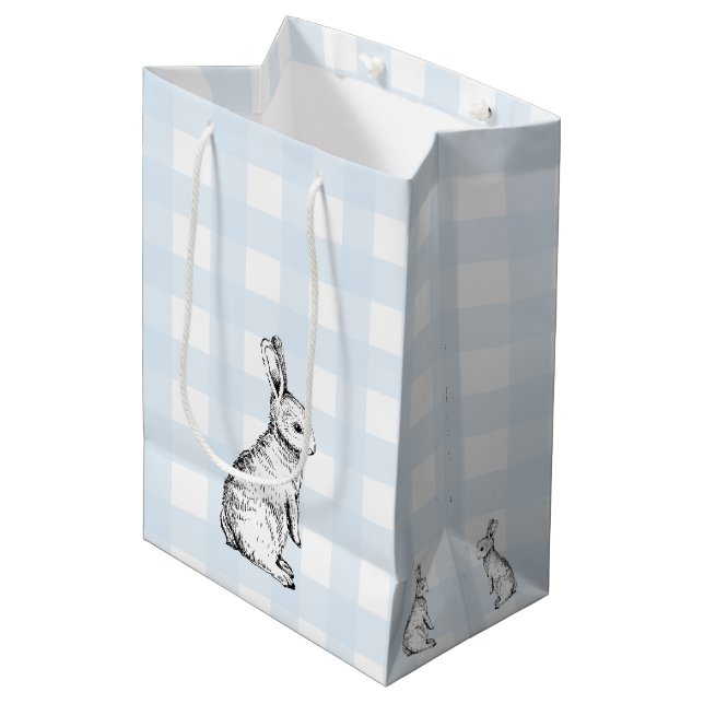 Bunny Rabbit Blue Gingham Gift Bag Mittlere Geschenktüte (Vorderseite Schrägansicht)