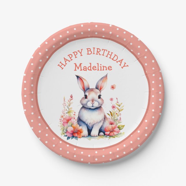 Bunny Rabbit in Blume Happy Birthday Personalize Pappteller (Vorderseite)