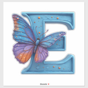 Bunte Butterflies auf dem hellblauen Buchstaben E  Aufkleber