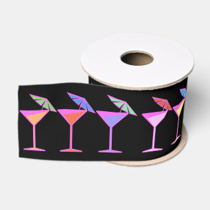 Bunte Cocktails auf Schwarzem Ripsband