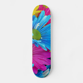 Bunte Gänseblümchen Skateboard