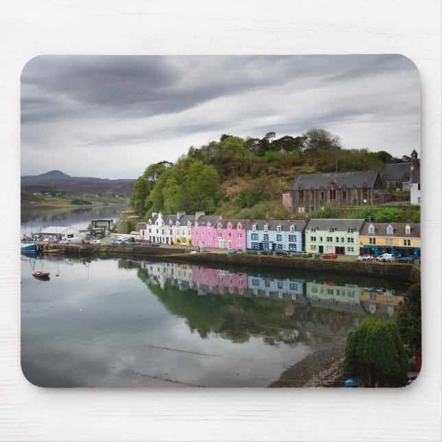 Bunte Häuser in Portree, Skye Mousepad (Vorne)
