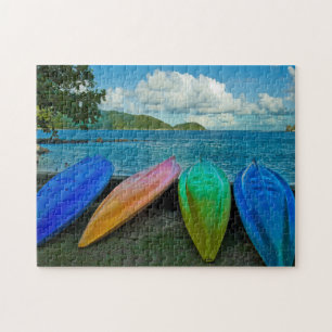 Bunte Kanus am Strand in Pago Pago Puzzle