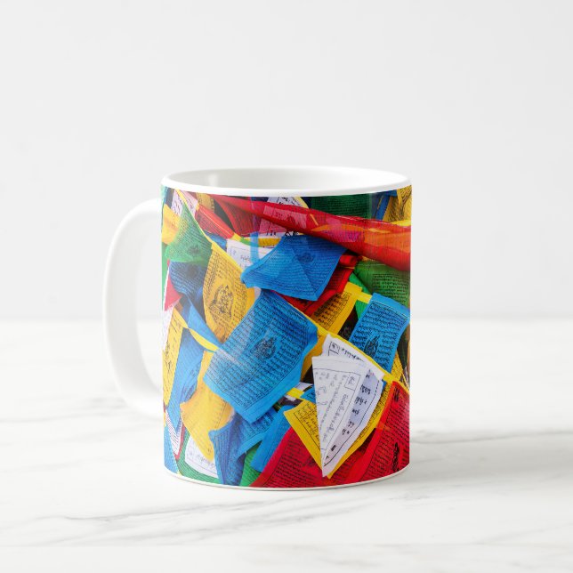 Bunte tibetische Gebetsflaggen - Tibet Kaffeetasse (Vorderseite Links)