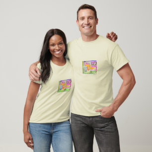 Bunter arabischer Kufic Entwurf mit vibrierenden T-Shirt
