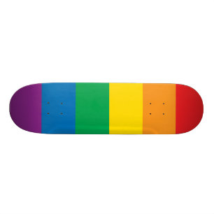 Bunter Regenbogen-Entwurf des Stolz- Skateboard