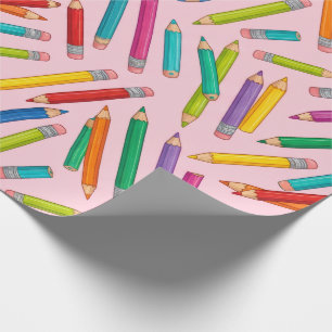 Buntes Bleistiftmuster auf rosa Hintergrund Geschenkpapier
