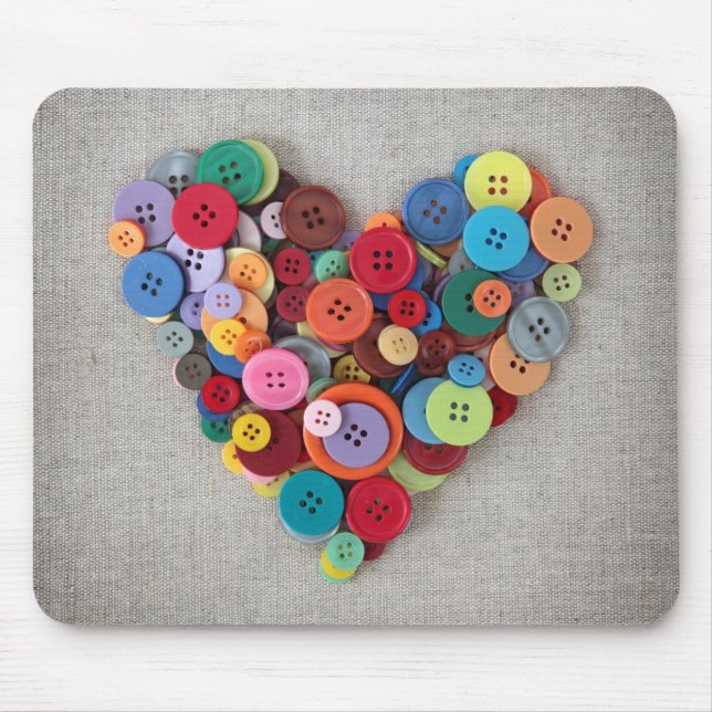 Buntes Knopf-Herz Mousepad (Vorne)