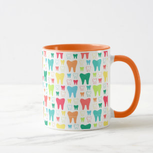 Buntes Zahn-Muster Tasse