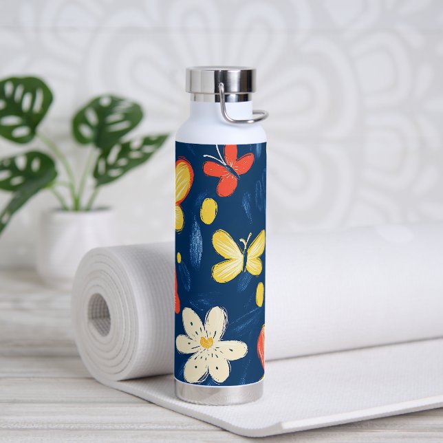 Buntstift- und Schmetterlingsblumen Trinkflasche (Yoga)