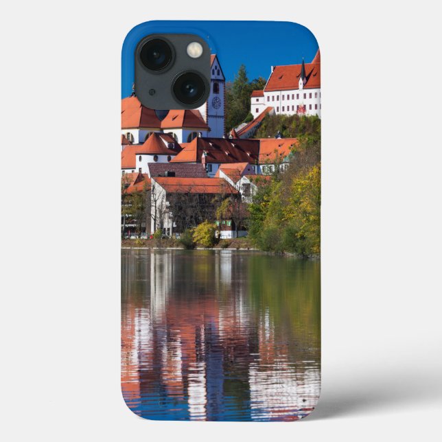 Burg und Abby am Fluss Case-Mate iPhone Hülle (Rückseite)