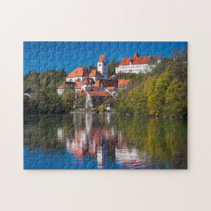 Burg und Abby am Fluss Puzzle