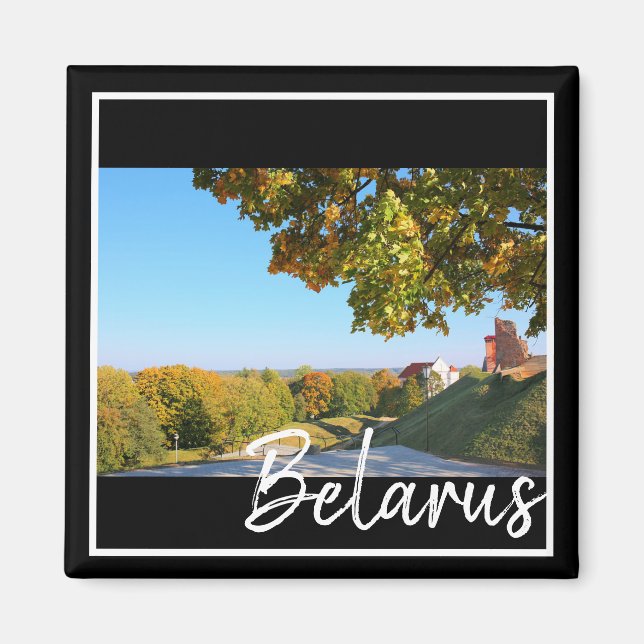 Burg von Belarus Navahrudak Magnet (Vorne)