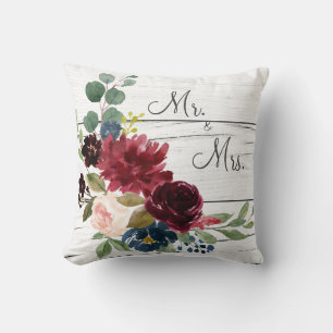 Burgund Floral Elegant Mr. & Mrs. Watercolor Kissen