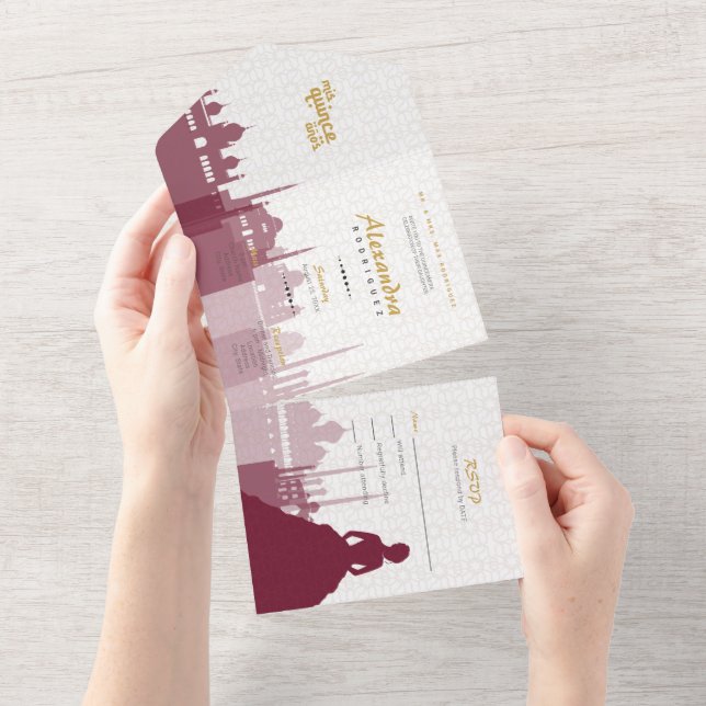 Burgund & Gold Arabian Quinceñera All In One Einladung (Abreißen)