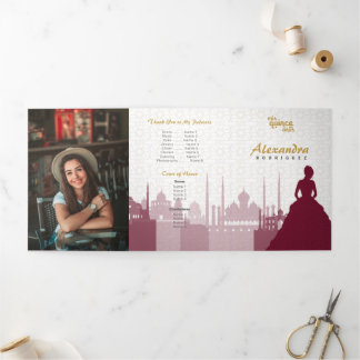 Burgund & Gold Arabian Quinceñera Foto Dreifach Gefaltete Einladung