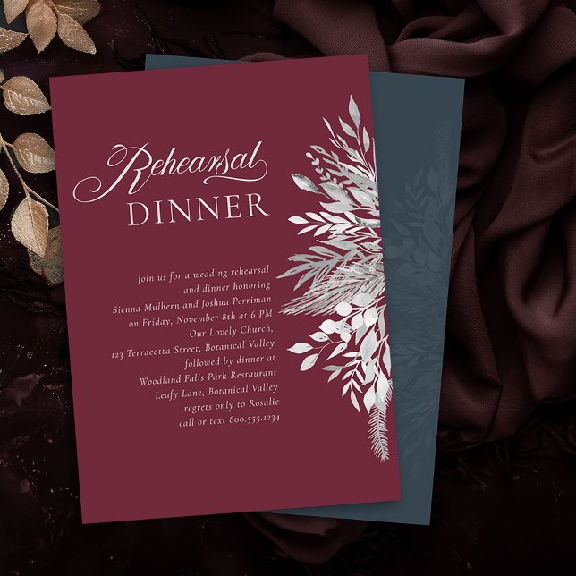 Burgund Gray Botanical Wedding Probe Dinner Einladung (Rehearsal Dinner invitation in Burgundy and Grey from the Foliage Duet Collection by Darling & May)