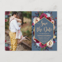 Burgund Navy Floral auf blauem Foto