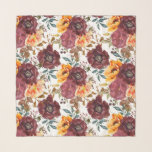 Burgund Orange Rustikale Herbstfarbe Blüte Schal<br><div class="desc">Burgund Orange Rustikale Herbstfallsflora Blütenfarben Hochzeitserlebnisse Scarves Wraps zeigt ein botanisches Aquarellblumenmuster in Bordeaux und Orange auf einem weißen Hintergrund. Ideal für Hochzeiten,  Hochzeiten,  Geburtstagsgeschenke für Mama,  Großmutter,  Freunde und vieles mehr. Entworfen von ©Evco Studio www.zazzle.com/store/evcostudio</div>