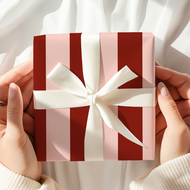 Burgund Pink gestreift Geschenkpapier (Von Creator hochgeladen)