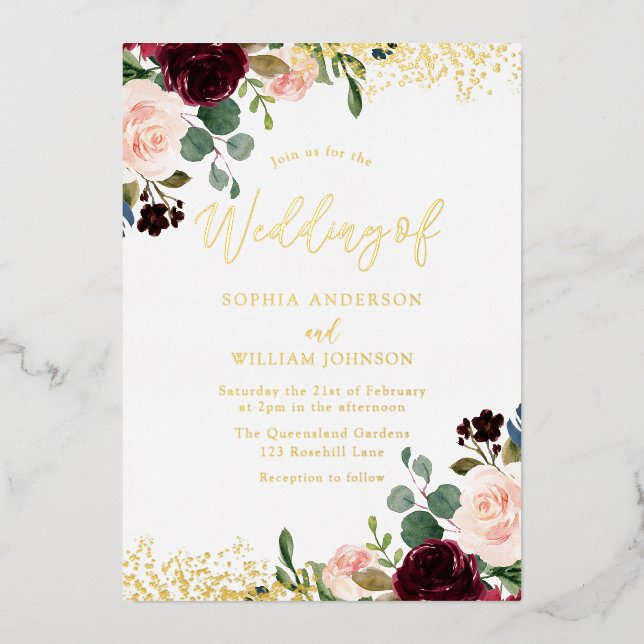 Burgund Roter Wein Hochzeit Golden Sparkle Folieneinladung (Vorderseite)