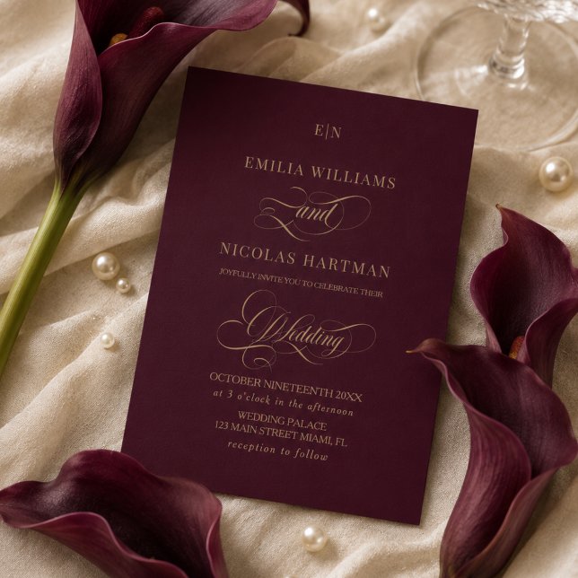 Burgunder Gold Monogramm Hochzeit Einladung (Von Creator hochgeladen)