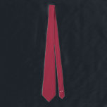 Burgunder Roter Bräutigand und Trauzeugen Initials Krawatte<br><div class="desc">Burgund Rote Krawatte für den Bräutigam und seine Trauzeugen, um verschiedene Hochzeitssuiten zu passen. Versteckt auf der Rückseite können Sie leicht die Initialen personalisieren, sodass es nicht verpassen, wer die Krawatte gehört wem! Die Farbe und der Schriftart der Initialen und auch die Krawatte können geändert werden, wenn Sie dies per...</div>