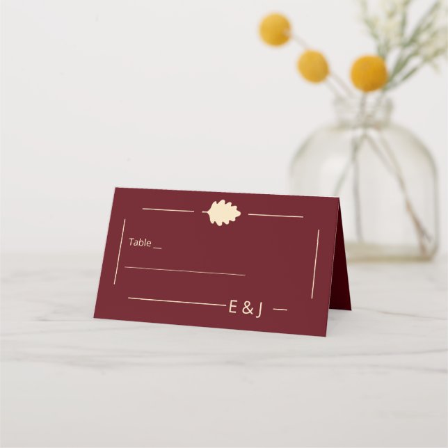 Burgundy Autumn Wedding Platzkarte (Vorderseite)