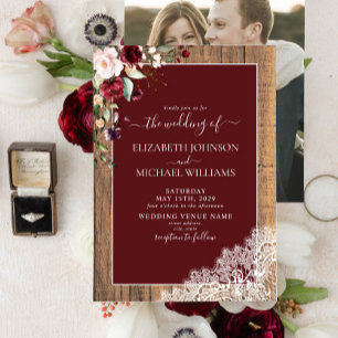 Burgundy Blush Botanical Wood Script Foto Wedding Einladung