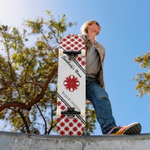 Burgundy Clover Ribbon von Kenneth Yoncich Skateboard
