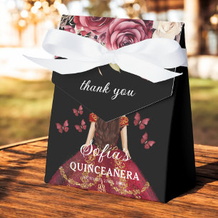 Burgundy Floral Quinceñera Butterfliegen Geschenkschachtel