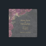 Burgundy Floral Wedding Anniversary Stone Magnet<br><div class="desc">Dieser Magnet zeichnet sich durch ein Blumendesign aus. Behalt deine Liebe lebendig und ehre die gepflegten Momente,  die du zusammen geteilt hast. Feiern Sie Ihre Reise mit einem "Floral Wedding Anniversary Stone Magnet",  bestellen Sie noch heute!</div>