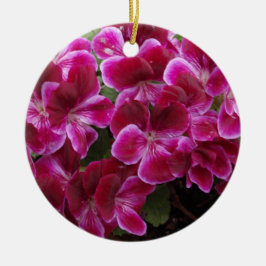 Burgundy Geranium Keramikornament