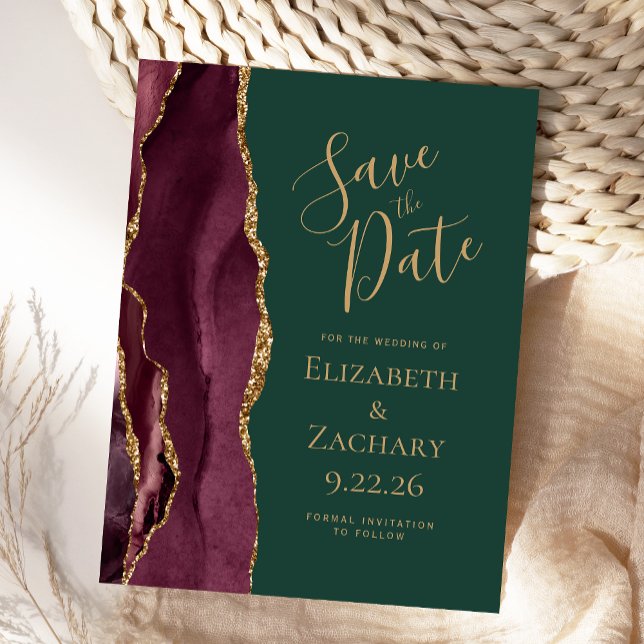 Burgundy Gold Agate Emerald Green Save the Date Ankündigungspostkarte (Von Creator hochgeladen)