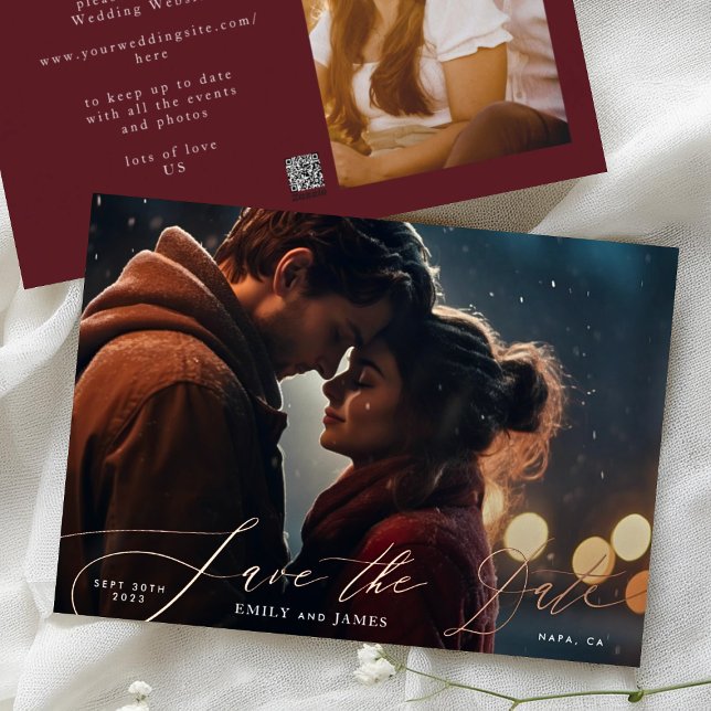 Burgundy & Gold Fall Calligrafy Wedding Foto Folieneinladung (Von Creator hochgeladen)