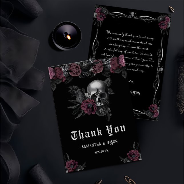 Burgundy Gothic Floral Skull Halloween Hochzeit Dankeskarte (Von Creator hochgeladen)