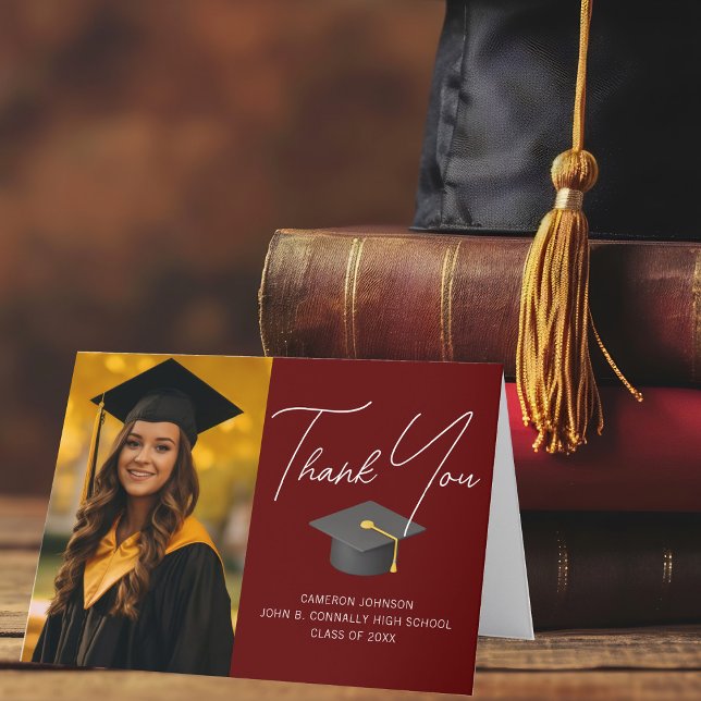 Burgundy Graduate Foto Chic Custom Abschluss Dankeskarte (Von Creator hochgeladen)