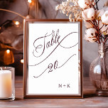 Burgundy Luxury Calligraphy Wedding Number 20, Tischnummer<br><div class="desc">Tabelle 20. Bitte Karo alle verfügbaren Nummern. | Luxuriöse und elegante Wirble Kalligraphie Hochzeit Tischnummer mit Ihren Initialen. Für eine weiter gehende Anpassung dieses Designs klicken Sie bitte auf den BUTTON BLAU DESIGN TOOL oben!</div>