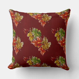 Burgundy Red Autumn Leaves Pattern Throw Kissen