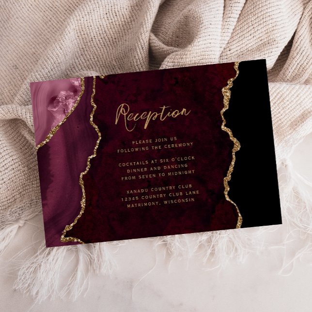 Burgundy Red Gold Agate Script Hochzeitsempfang Begleitkarte (Von Creator hochgeladen)