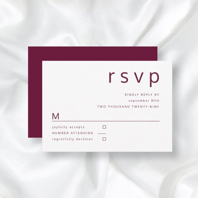 Burgundy Red Minimalistisch Typografy Wedding RSVP Karte (Von Creator hochgeladen)