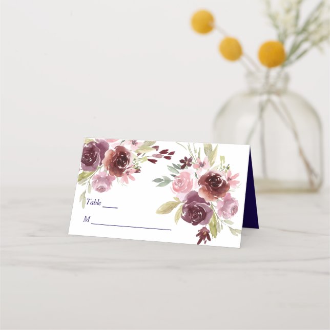 Burgundy Red Navy Blue Floral Wedding Platzkarte (Vorderseite)