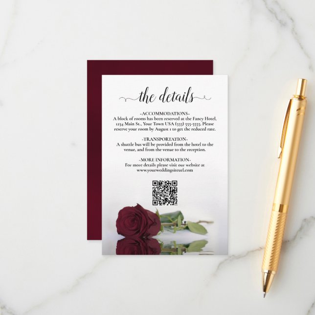 Burgundy Rose Elegante Wedding Details QR Code Begleitkarte (Vorderseite/Rückseite Beispiel)