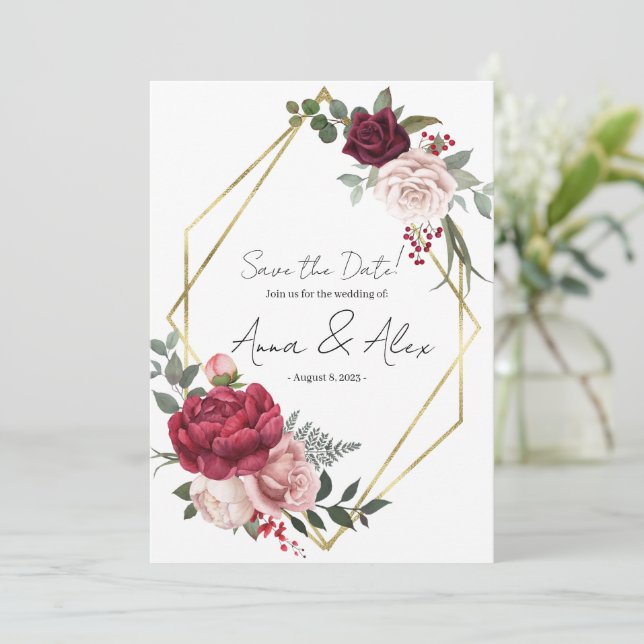 Burgundy Rose Floral Geometric Save the Date Einladung (Stehend Vorderseite)