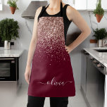 Burgundy Rose Gold Blush Pink Glitzer Monogram Schürze<br><div class="desc">Rose Gold - Rosa Rosa und Burgund Sparkle Glitzer gebürstete Metal Monogram Name Schürze. Das macht den perfekten 16 Geburtstag,  Hochzeit,  Brautparty,  Jubiläum,  Babydusche oder Junggeselinnen-Abschied Geschenk für jemanden,  der Lieben glamourösen Luxus und schicke Stile.</div>