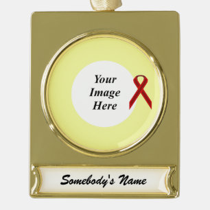 Burgundy Standard Ribbon Tmpl von Kenneth Yoncich Banner-Ornament Gold