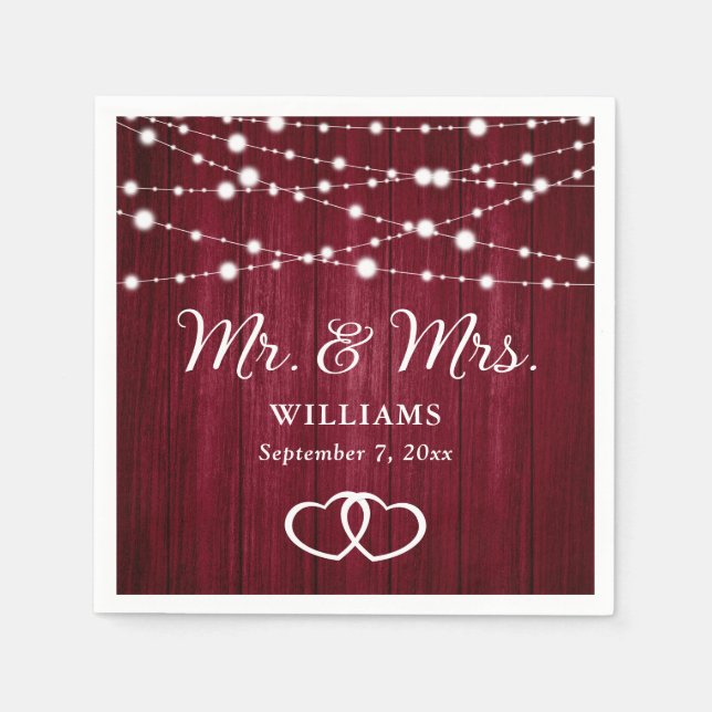 Burgundy String Lights Herz rustikale Holzhochzeit Serviette (Vorderseite)