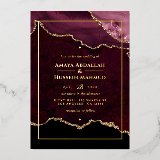 Burgundy und Gold Agate Wedding Folieneinladung (Vorderseite)
